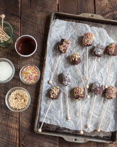 Frozen Chocolate Banana Pops
