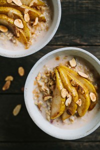 Creamy Whole Oats with Cardamom Roasted Pears