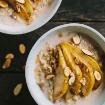 Creamy Whole Oats with Cardamom Roasted Pears